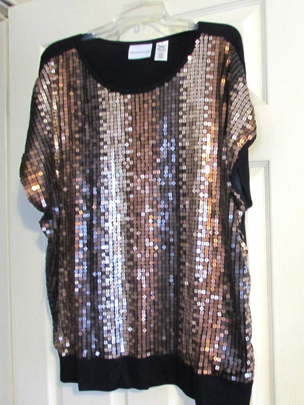 Alfred Dunner Copper Bronze Sequin Stripe Top Size XL  (Read description)